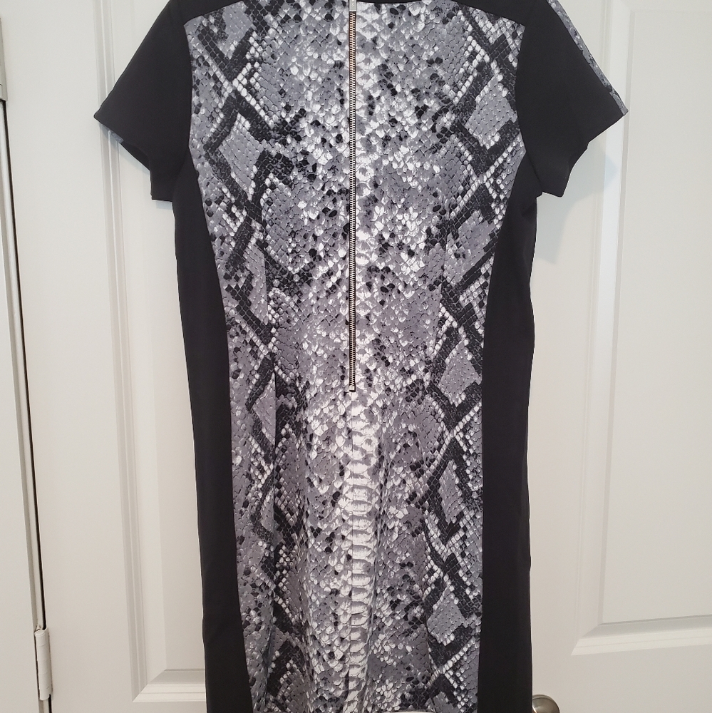 NWT Michael Kors Dress size L - Picture 2 of 8